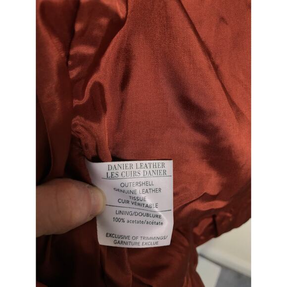 Danier Leather Jacket Womens Size 8-10 Caramel Brown Zip Front Satin Lined - Picture 7 of 9